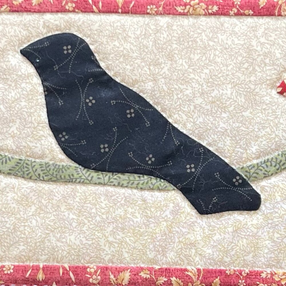 Handcrafted Appliqué Folk Art BLACK BIRD Quilt Table Runner / Topper ~ Handmade - Picture 4 of 13